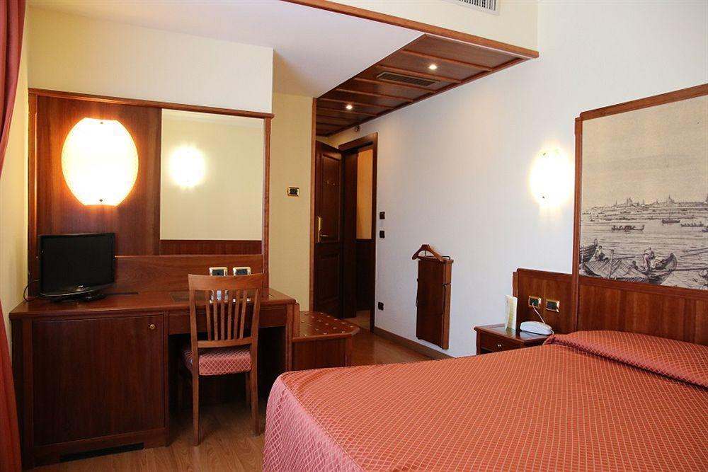 מסטרה Hotel President Venezia מראה חיצוני תמונה